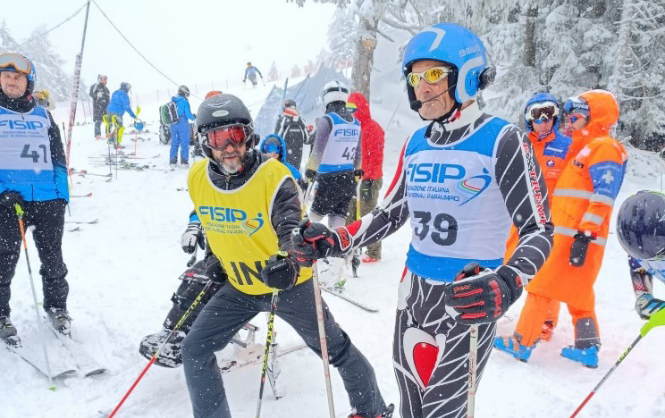 Universiadi Invernali di Torino: due atleti di sci paralimpico